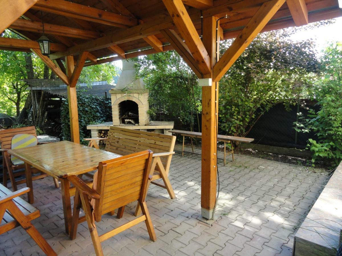 Privat Cerenica Appartement Belusa Buitenkant foto